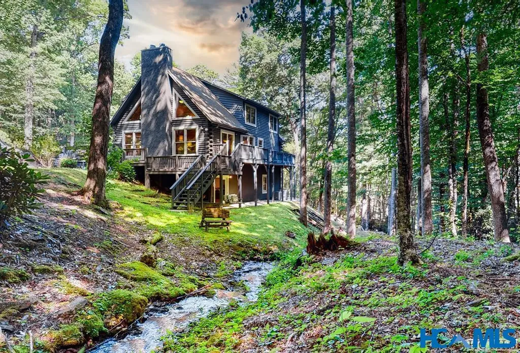321 Mariposa Lane Cullowhee NC 28723