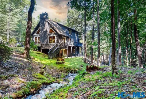 321 Mariposa Lane Cullowhee NC 28723