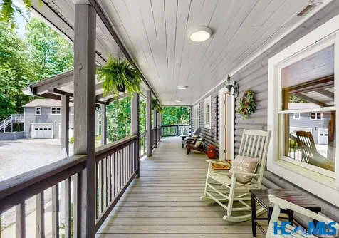 321 Mariposa Lane Cullowhee NC 28723