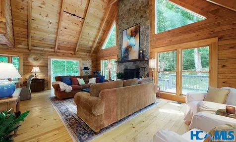 321 Mariposa Lane Cullowhee NC 28723