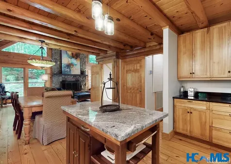 321 Mariposa Lane Cullowhee NC 28723