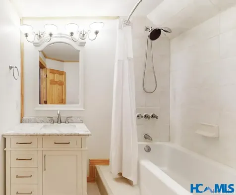 321 Mariposa Lane Cullowhee NC 28723