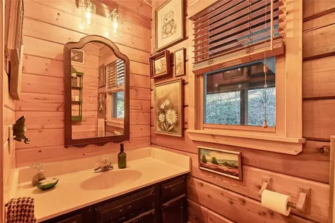 494 Satulah Ridge Road Highlands NC 28741