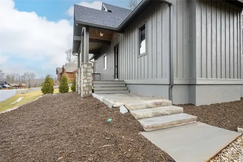 260 Outpost Trail Glenville NC 28736