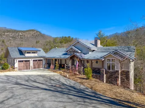 1132 Southshore Drive Tuckasegee NC 28783