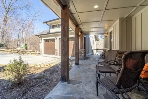 1132 Southshore Drive Tuckasegee NC 28783