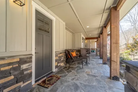 1132 Southshore Drive Tuckasegee NC 28783