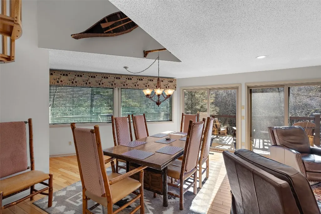 97 Twin Kettle Falls Glenville NC 28736