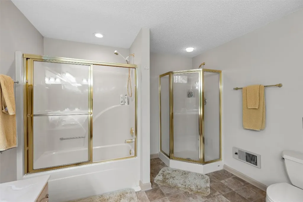 97 Twin Kettle Falls Glenville NC 28736