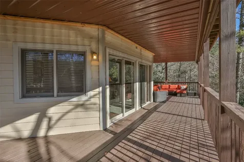 97 Twin Kettle Falls Glenville NC 28736