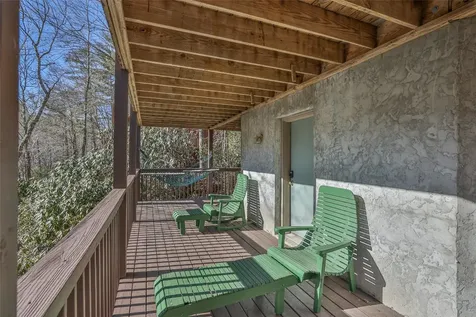 97 Twin Kettle Falls Glenville NC 28736