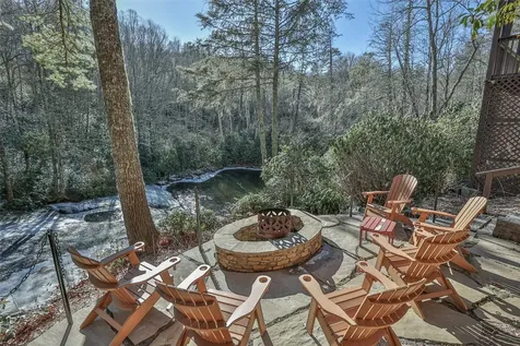 97 Twin Kettle Falls Glenville NC 28736