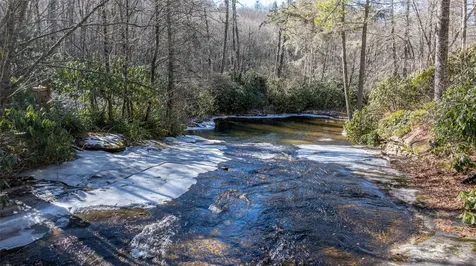 97 Twin Kettle Falls Glenville NC 28736