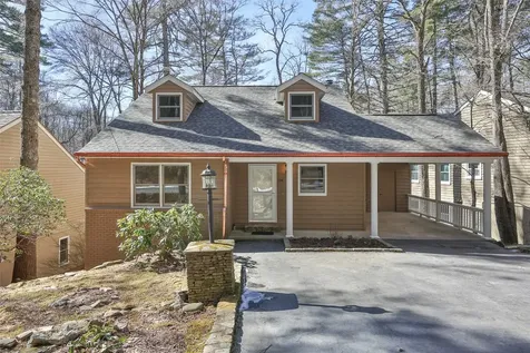100 Williamsburg Court Highlands NC 28741