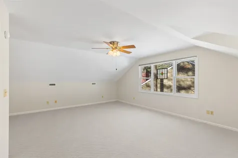 100 Williamsburg Court Highlands NC 28741