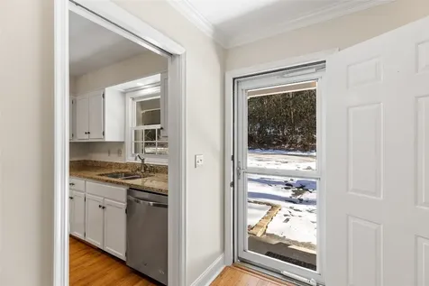 100 Williamsburg Court Highlands NC 28741