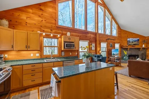 104 Jackson Avenue Lake Toxaway NC 28747