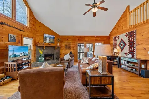 104 Jackson Avenue Lake Toxaway NC 28747