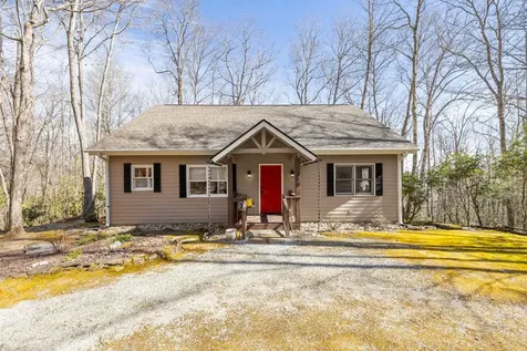 104 Jackson Avenue Lake Toxaway NC 28747