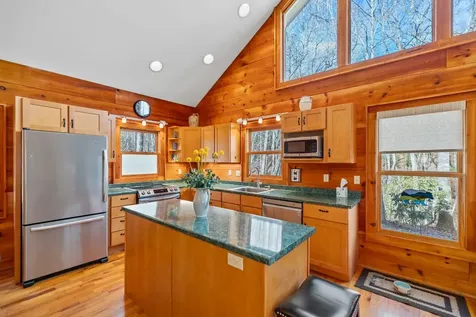 104 Jackson Avenue Lake Toxaway NC 28747