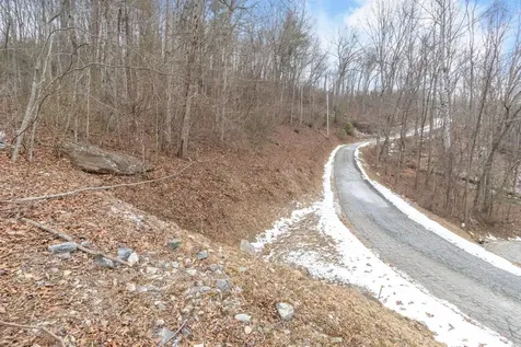 68 Parachute Ridge Glenville NC 28736