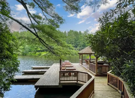 Tbd Arnold Road Highlands NC 28741