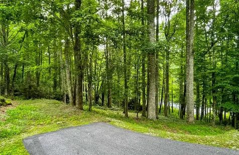 Tbd Arnold Road Highlands NC 28741