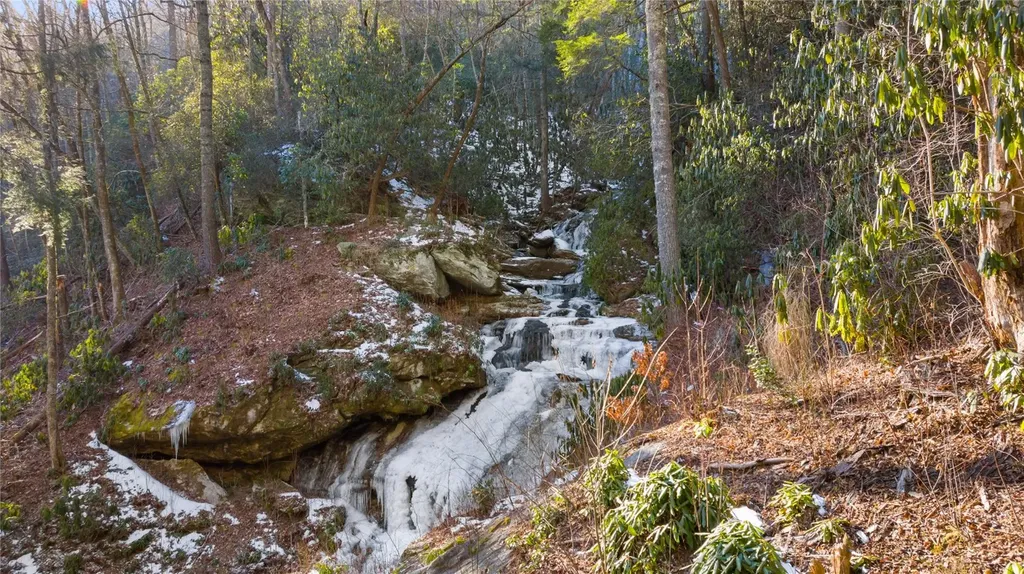 Lot 44 Kerry Hill Cashiers NC 28717