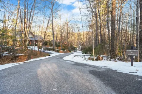 238 Wild Iris Road Cashiers NC 28717