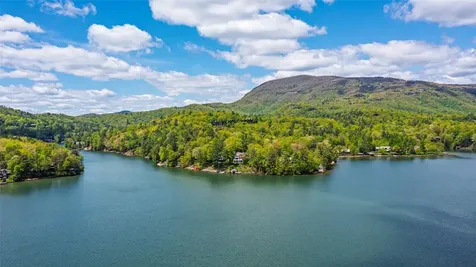 130 Indian Trace Lake Toxaway NC 28747