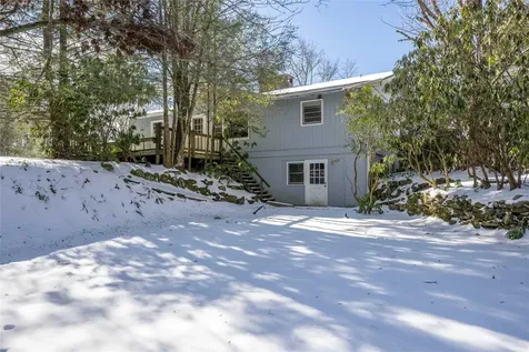 80 Wake Robin Lane Scaly Mountain NC 28775