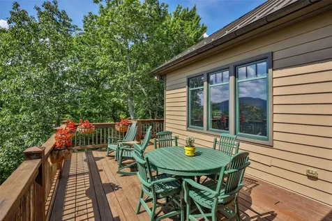 340 East Ridge Road Cashiers NC 28717