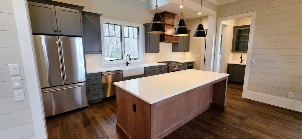 305 Easy Springs Road Sapphire NC 28774