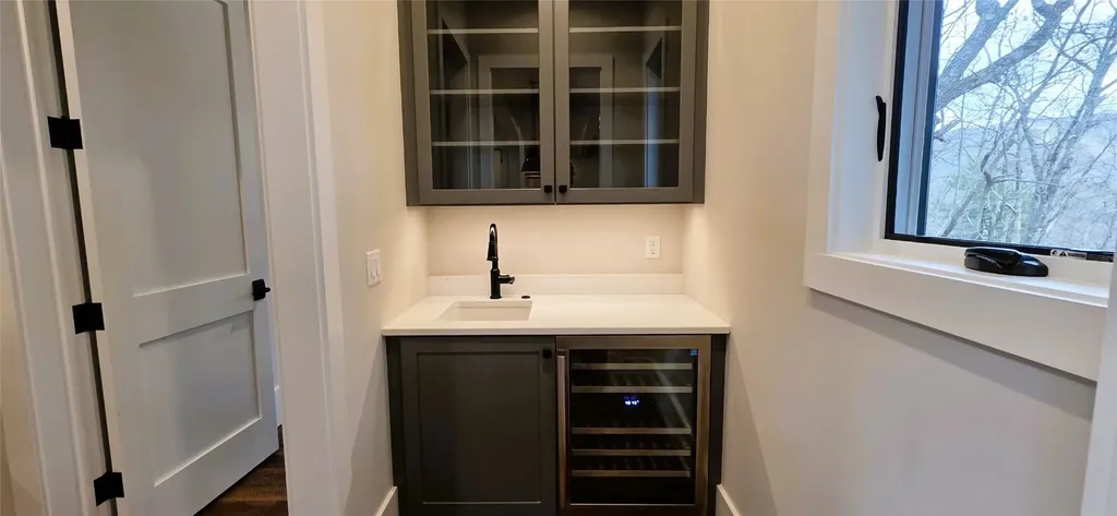 305 Easy Springs Road Sapphire NC 28774