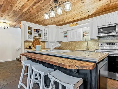 80 Toxaway Shores Lake Toxaway NC 28747