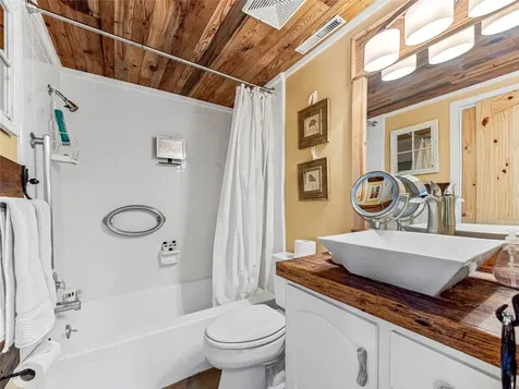 80 Toxaway Shores Lake Toxaway NC 28747