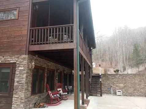 71 Peek And Peak Lane Scaly Mountain NC 28775