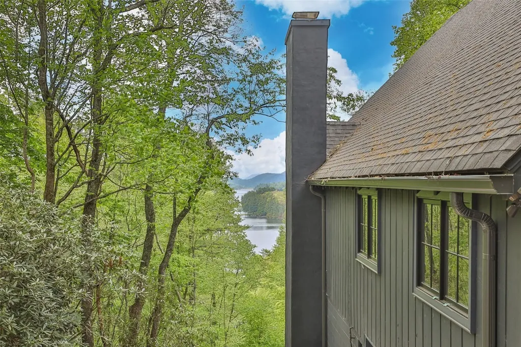 453 Bright Mountain Road Cullowhee NC 28723