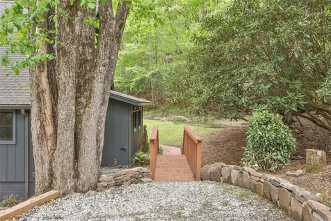 453 Bright Mountain Road Cullowhee NC 28723