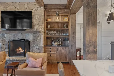 70 Bowline Court Cashiers NC 28717