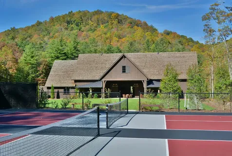 70 Bowline Court Cashiers NC 28717