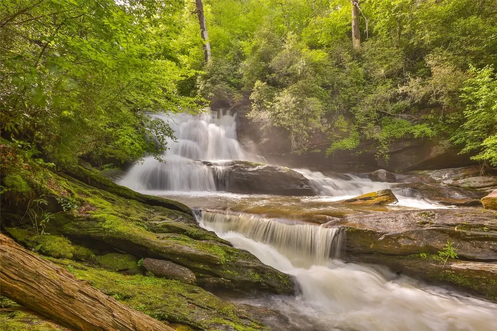 G110 Trimble Ridge Glenville NC 28736