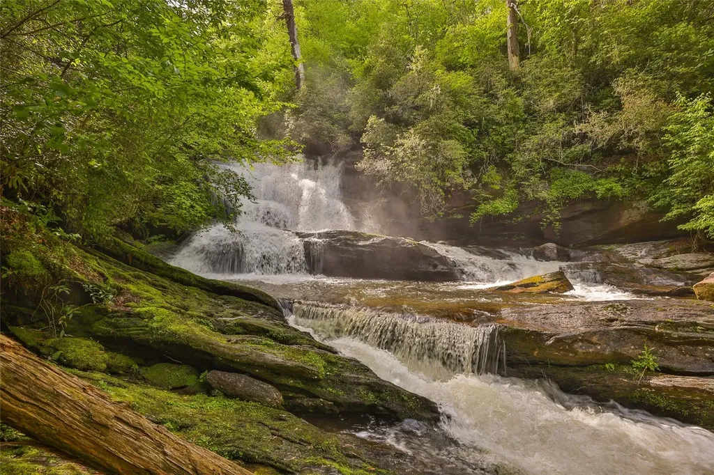 G110 Trimble Ridge Glenville NC 28736