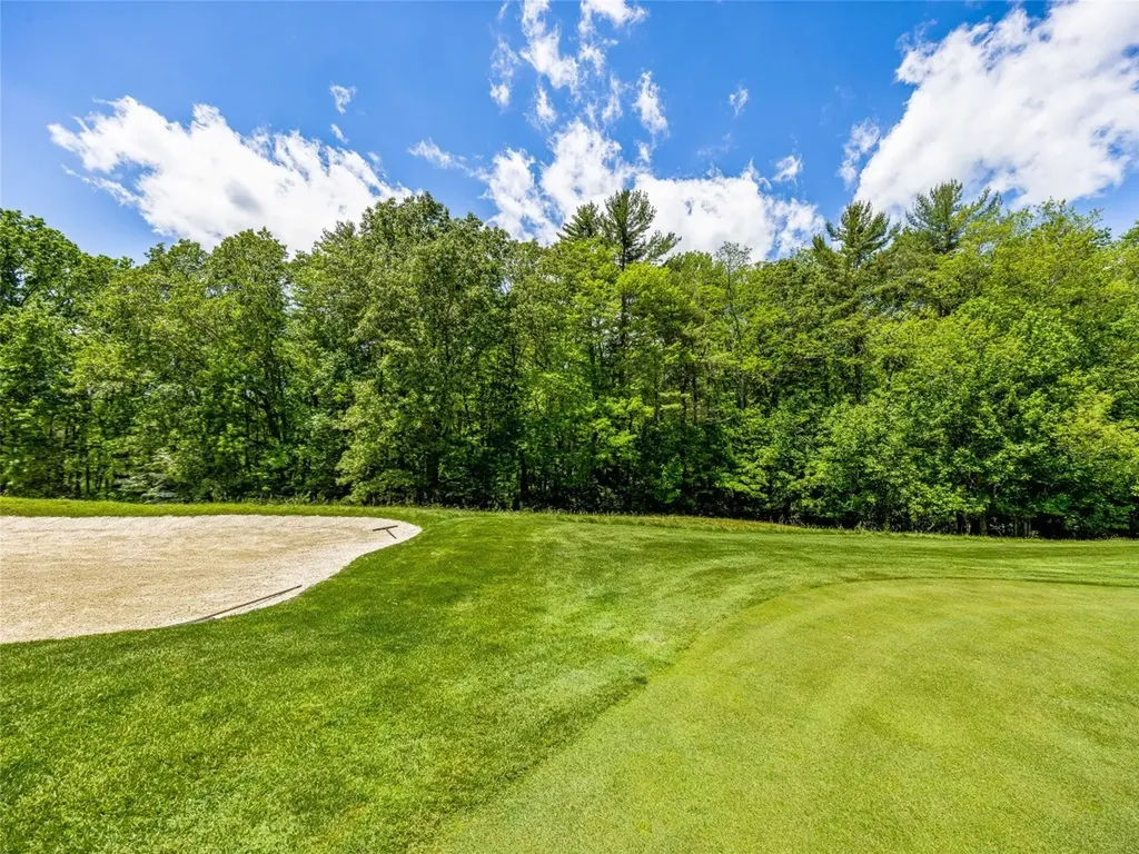 J 33 Cherokee Point Lake Toxaway NC 28747