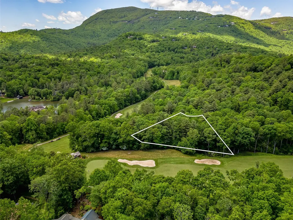 J 33 Cherokee Point Lake Toxaway NC 28747