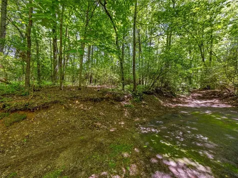 J 33 Cherokee Point Lake Toxaway NC 28747