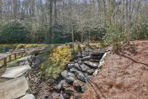 124 Hawks Ledge Lane Highlands NC 28741