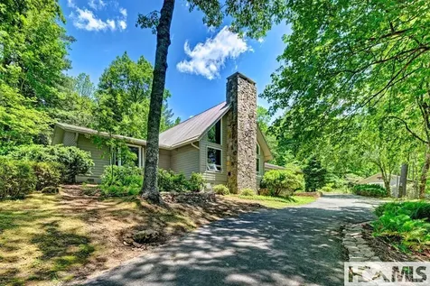 801 Split Rail Row Highlands NC 28741