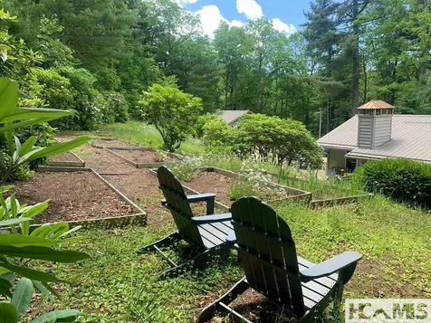 801 Split Rail Row Highlands NC 28741