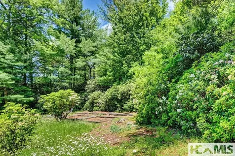 801 Split Rail Row Highlands NC 28741